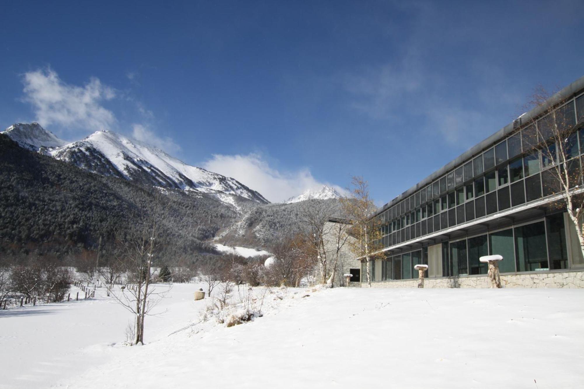 Monnatura Pirineus Son Del Pi 外观 照片